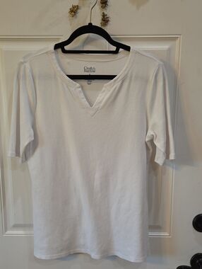 croft & barrow White  Notch-Neck Tee